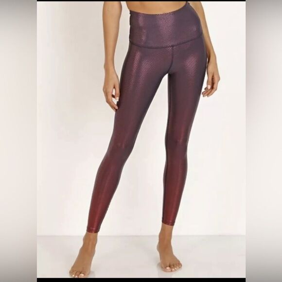 Beyond Yoga High waisted Midi Legging, Navy/Red Metallic, Size M - Picture 5 of 11